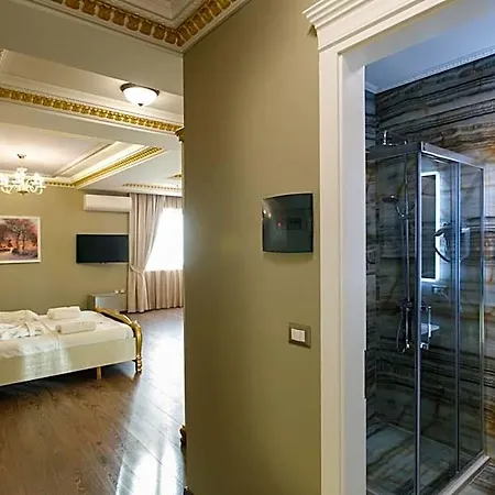 Elite Palace فندق 3*
