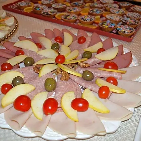Elite Palace فندق 3*