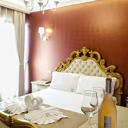 Elite Palace فندق 3*