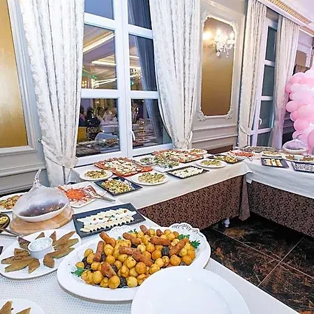 Elite Palace فندق 3*